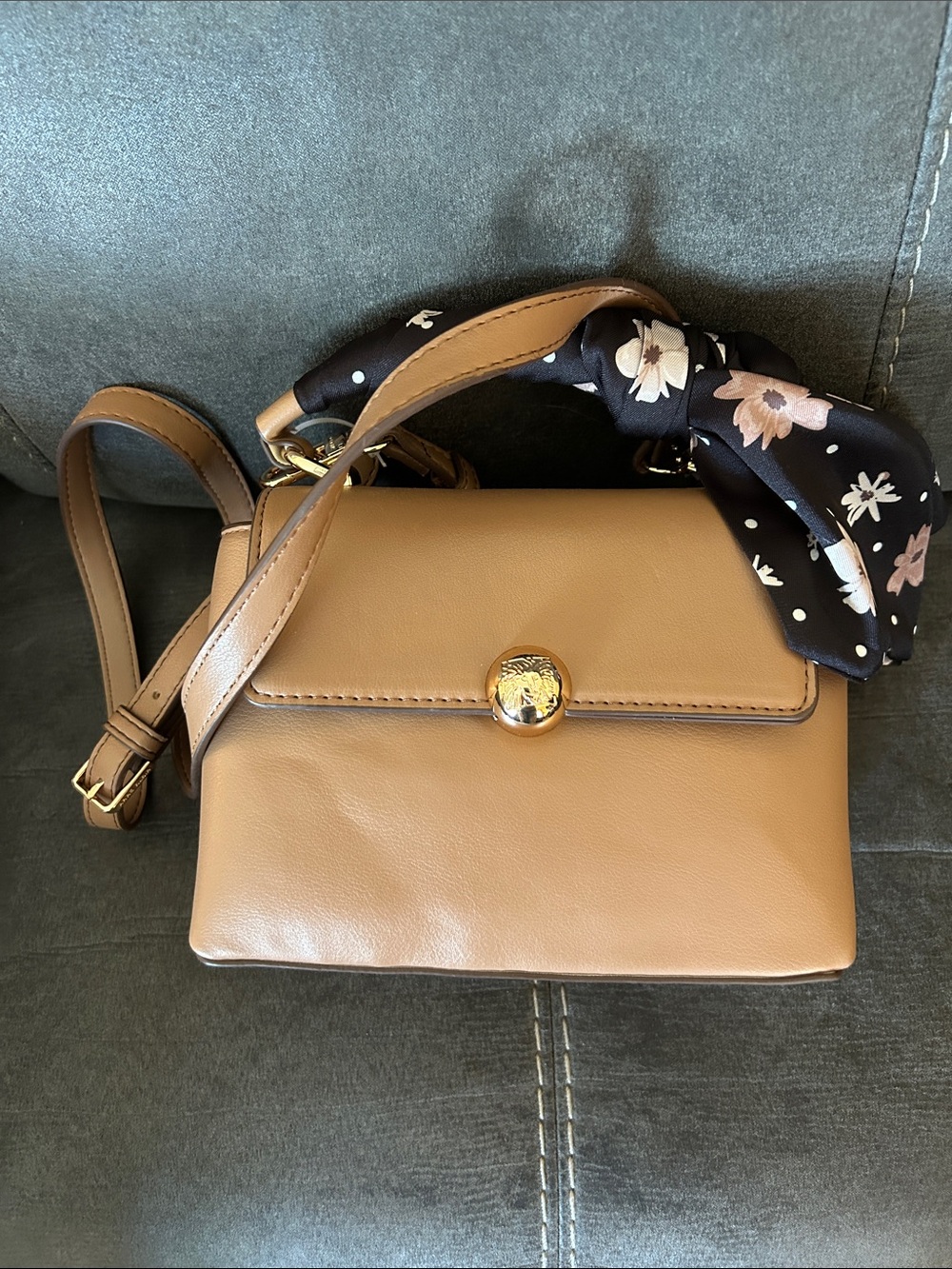 Anne Klein Classic Leather Crossbody Bag in Tan